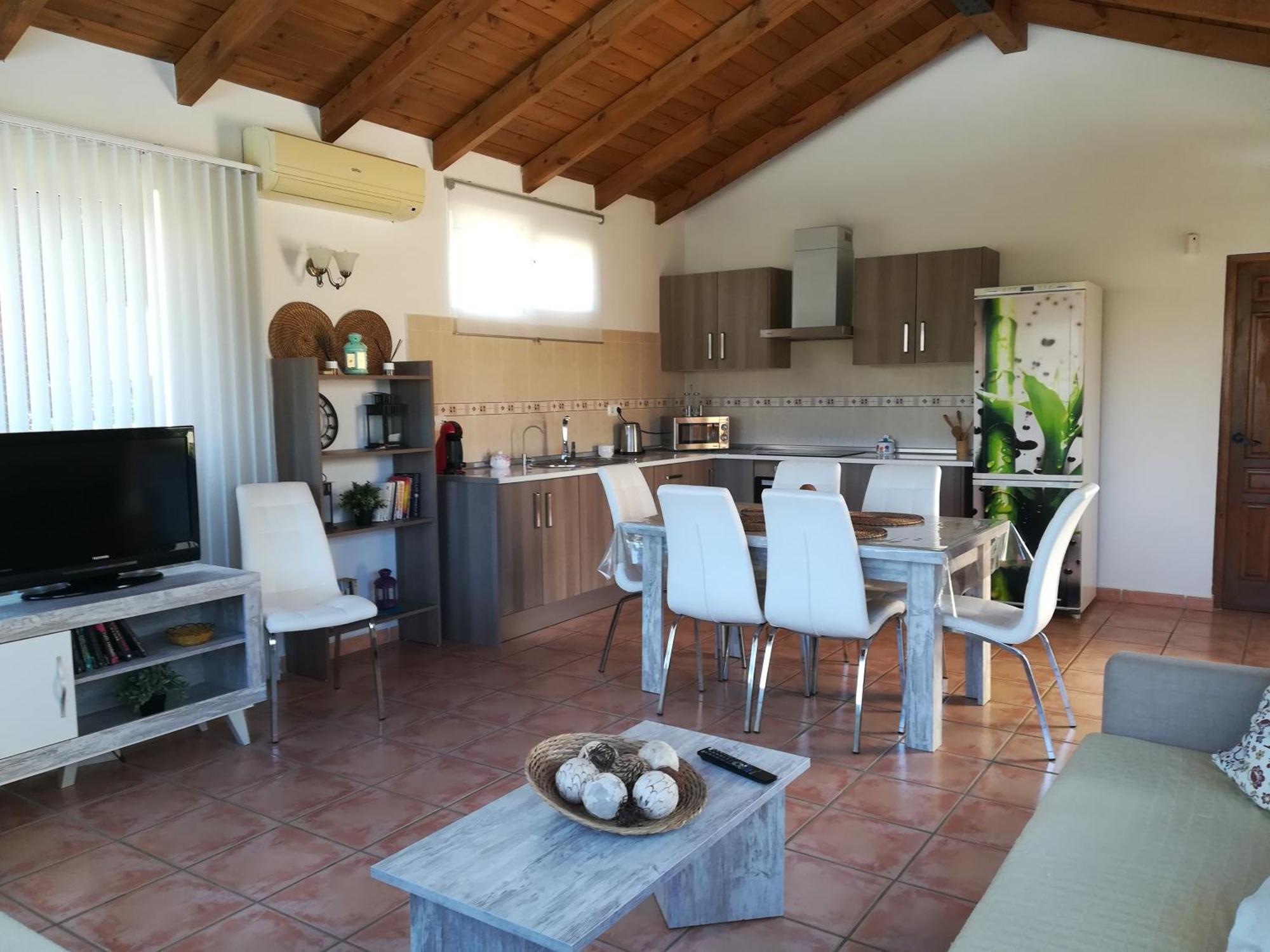 Holiday home Casa John Y Paqui El Chorro